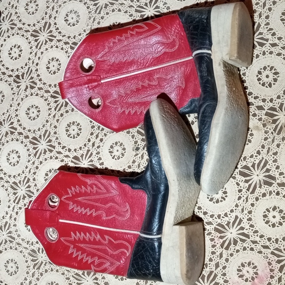 Old West brand Red Leather Western Cowboy Boots exactly 10" toe to heel